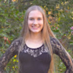 Meet your Posher, Michaela
